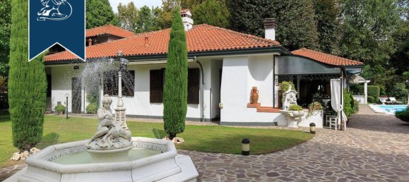 5 bedrooms Villa in Vermezzo con Zelo, Italy No. 333086 16