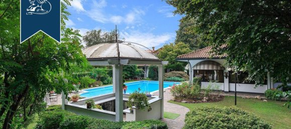 5 bedrooms Villa in Vermezzo con Zelo, Italy No. 333086 6