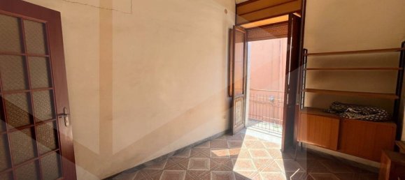 4 bedrooms House in Mariglianella, Italy No. 195815 19