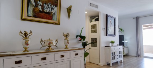 3 bedrooms Apartment in Marbella, Spain No. 135648 16