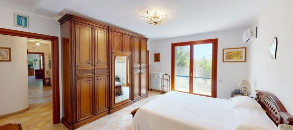 Вилла с 9 спальнями в Камерата Пичена, Италия № 343284 22