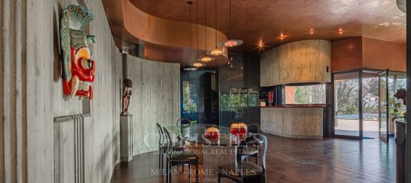 Villa de 11 habitaciónes en Peschiera Borromeo, Italy No. 2549 10