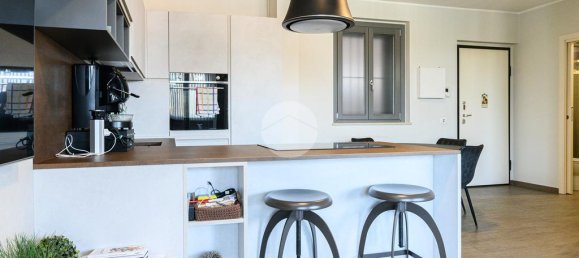 2 Schlafzimmer Wohnung in Rome, Italy, Nr. 139087 10