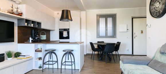 2 Schlafzimmer Wohnung in Rome, Italy, Nr. 139087 8