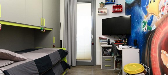 2 Schlafzimmer Wohnung in Rome, Italy, Nr. 139087 15
