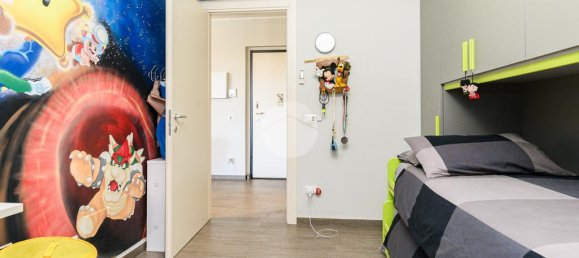 2 Schlafzimmer Wohnung in Rome, Italy, Nr. 139087 16