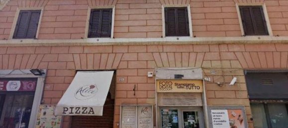 2 bedrooms Apartment in Rome, Italy No. 378135 2