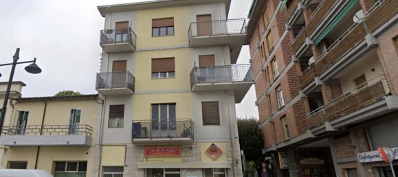 Дуплекс с 5 комнатами в Кастрокаро Терме э Терра дель Соле, Италия № 269473 2