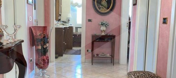 5-Zimmer Wohnung in Bologna, Italy, Nr. 27514 9