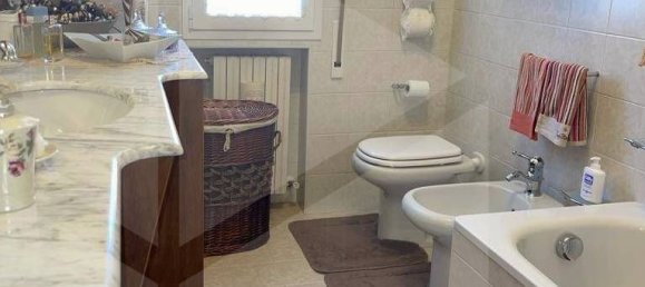 5-Zimmer Wohnung in Bologna, Italy, Nr. 27514 23