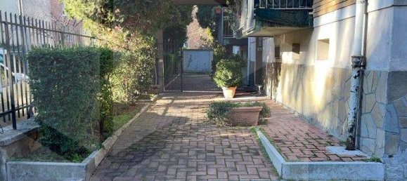 5-Zimmer Wohnung in Bologna, Italy, Nr. 27514 4