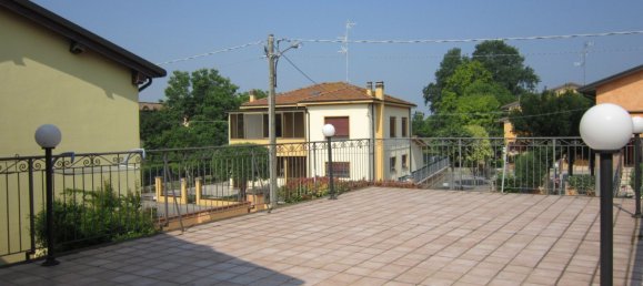 4 rooms House in San Prospero, Italy No. 295662 43
