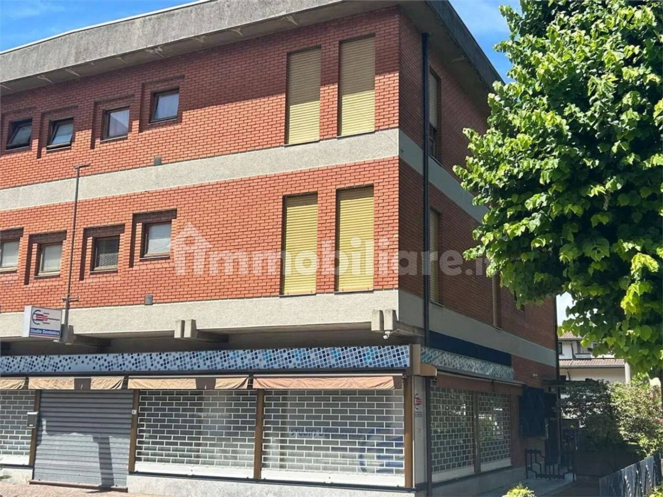 Квартира с 3 спальнями в Чизано Бергамаско, Италия № 260715