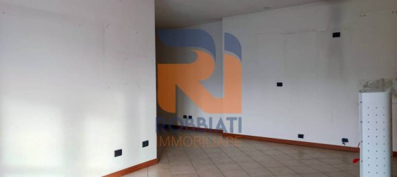 Квартира с 2 спальнями в Кава Манара, Италия № 237113 3