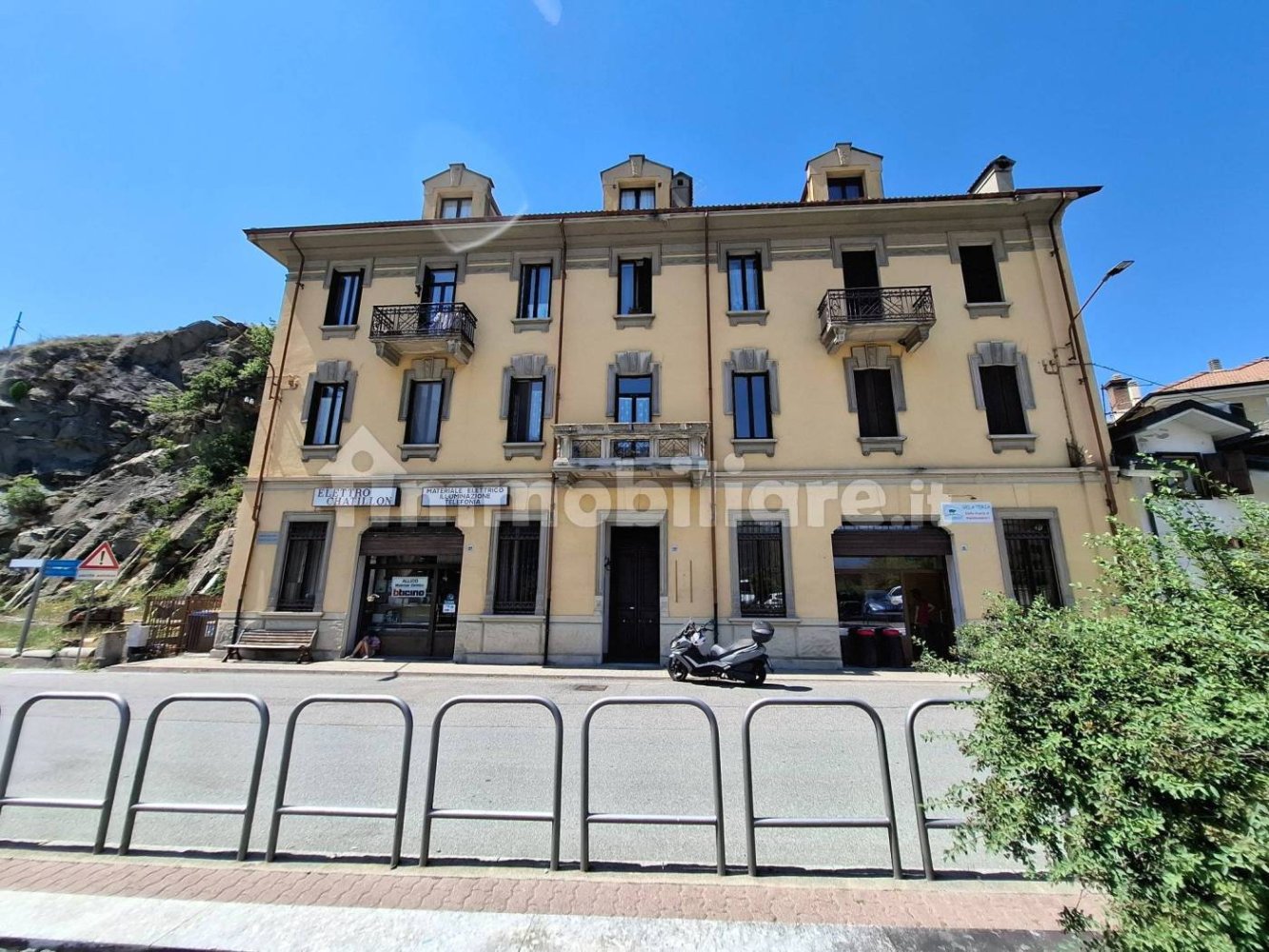 Apartamento T2 em Chatillon, Italy N.º 275149