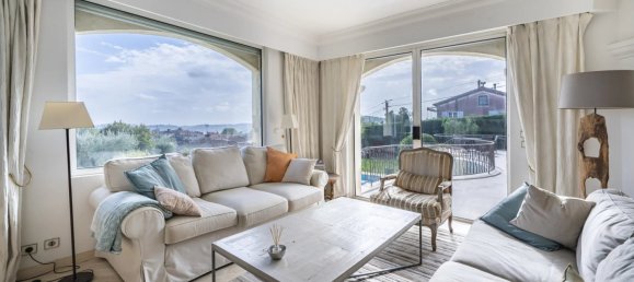 5 Schlafzimmer Villa in La Colle-sur-Loup, France, Nr. 2023 4