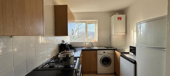 2 bedrooms Apartment in Feltham, United Kingdom No. 10889 3