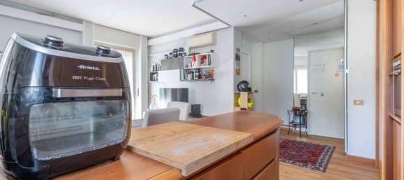 1 Schlafzimmer Wohnung in Milan, Italy, Nr. 282592 8