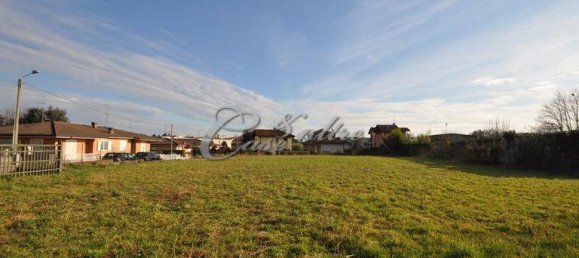 3100m² Land in Cermenate, Italy No. 119880 4