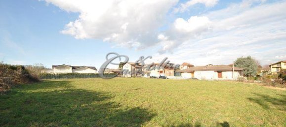 3100m² Land in Cermenate, Italy No. 119880 7
