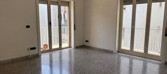 Apartamento de 4 dormitorios en Naples, Italy No. 315570 7