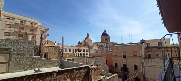 5 rooms Apartment in Marsala, Italy No. 139324 5