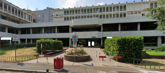 Gewerbliche Immobilie in Brescia, Italy 634m², Nr. 311887 9