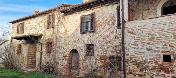 17غرفة منزل في Corciano, Italy رقم 172999 3