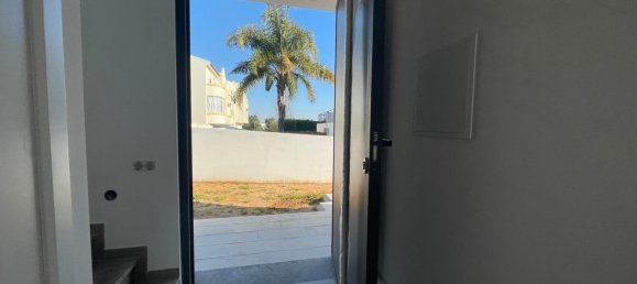 4 bedrooms Villa in Lagoa, Portugal No. 112019 11