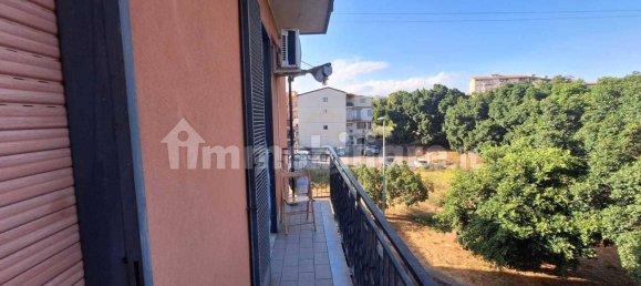 Квартира с 2 спальнями в Катания, Италия № 360950 12