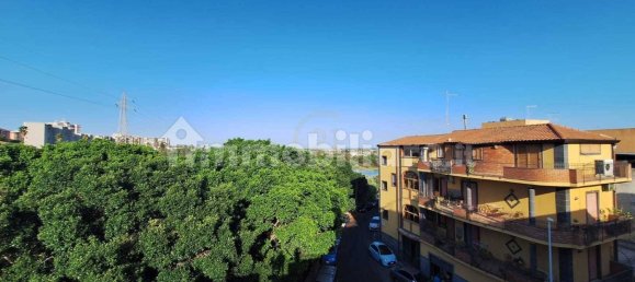 Квартира с 2 спальнями в Катания, Италия № 360950 9