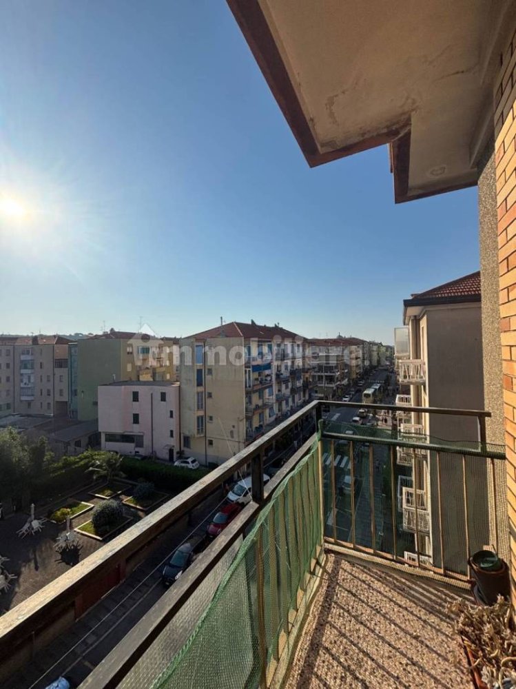 2 bedrooms Apartment in Albisola Superiore, Italy No. 374479