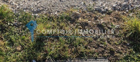  Land in Boissy-le-Sec, France No. 181336 4