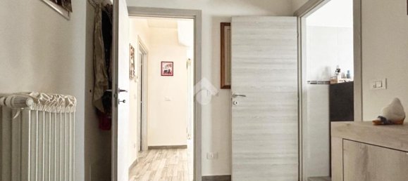 Casa de 6 habitaciónes en Argenta, Italy No. 9252 52