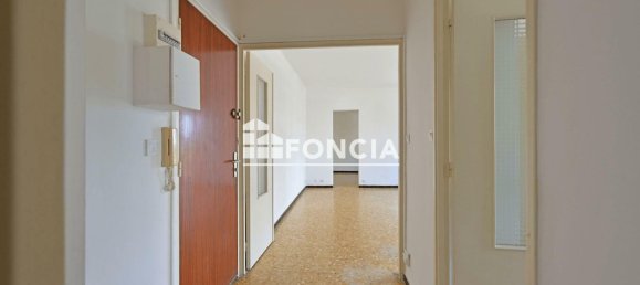 2 bedrooms Apartment in Arles, France No. 284735 4