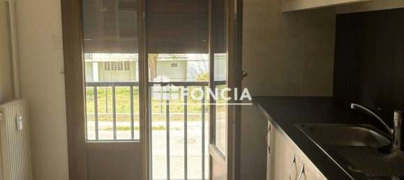 2 bedrooms Apartment in Arles, France No. 284735 2