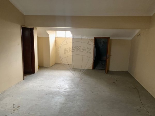 80m² Commercial property in Ponte da Barca, Portugal No. 58559