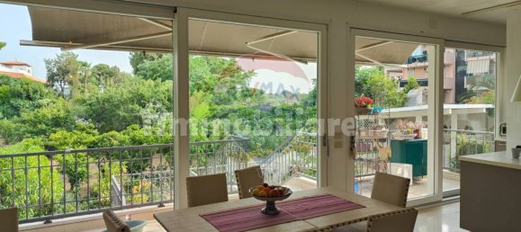 Квартира с 8 спальнями в Бари, Италия № 180543 30