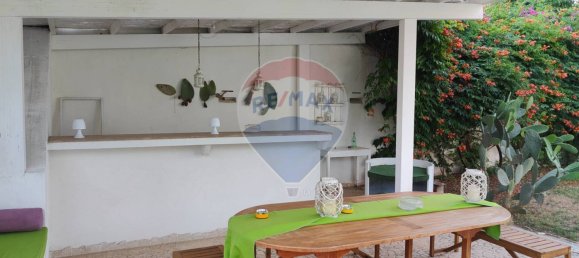 Квартира с 8 спальнями в Бари, Италия № 180543 39