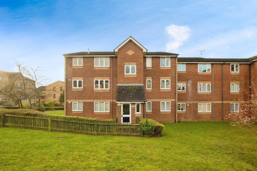 1 bedroom Apartment in Watford, United Kingdom No. 6162