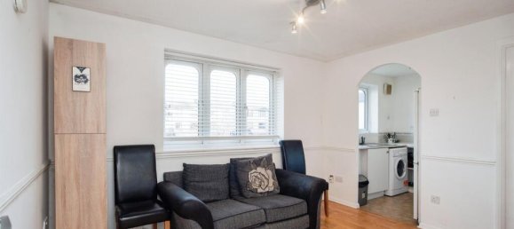 1 bedroom Apartment in Watford, United Kingdom No. 6162 16