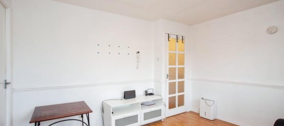 1 bedroom Apartment in Watford, United Kingdom No. 6162 7