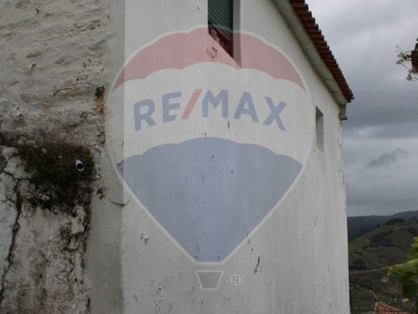 3 bedrooms House in Alijo, Portugal No. 188518