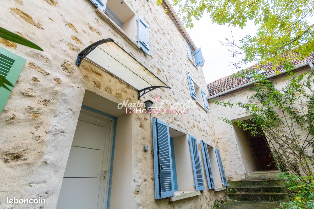 Дом с 3 спальнями в Лиме, Франция № 162813