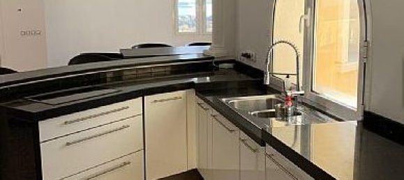 Villa de 4 dormitorios en Calpe, Spain No. 4412 12