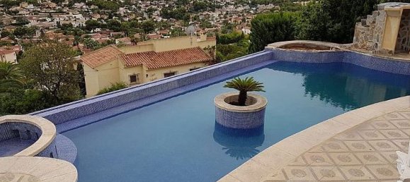 Villa de 4 dormitorios en Calpe, Spain No. 4412 3