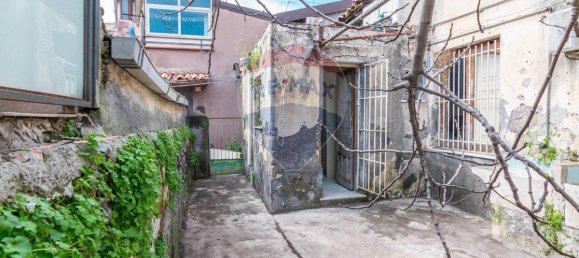 2 bedrooms Apartment in Catania, Italy No. 79795 16