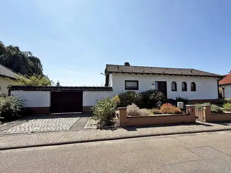 5 rooms House in Rhein-Neckar-Kreis, Germany No. 293994