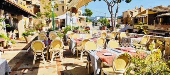  Commercial property in Cala Fornells, Spain No. 14179 4