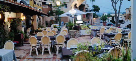  Commercial property in Cala Fornells, Spain No. 14179 9